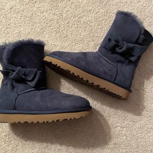 Dark Blue Kids Uggs Size 5